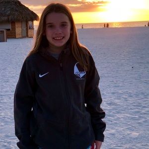 Meet your Posher, Ella